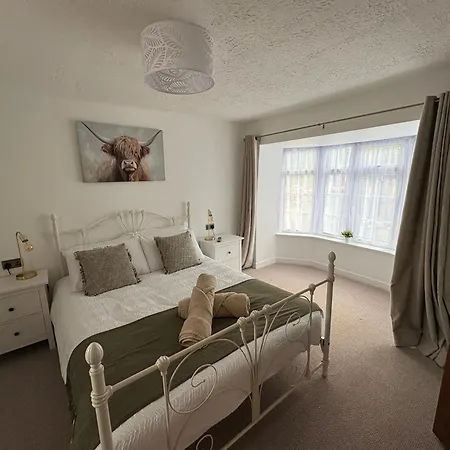 3, Wood Estate شقة