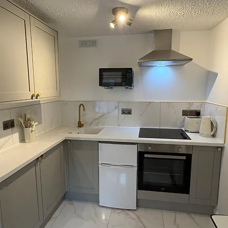 3, Wood Estate شقة ويستبورت