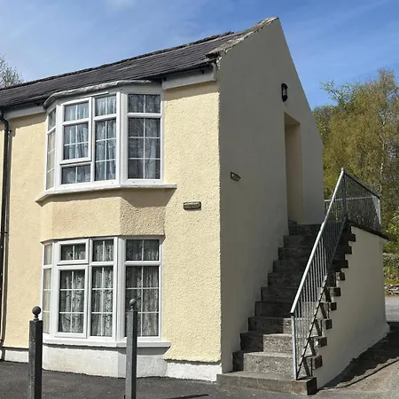 3, Wood Estate *